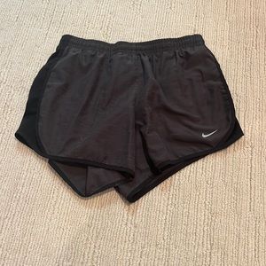 Nike girls shorts!